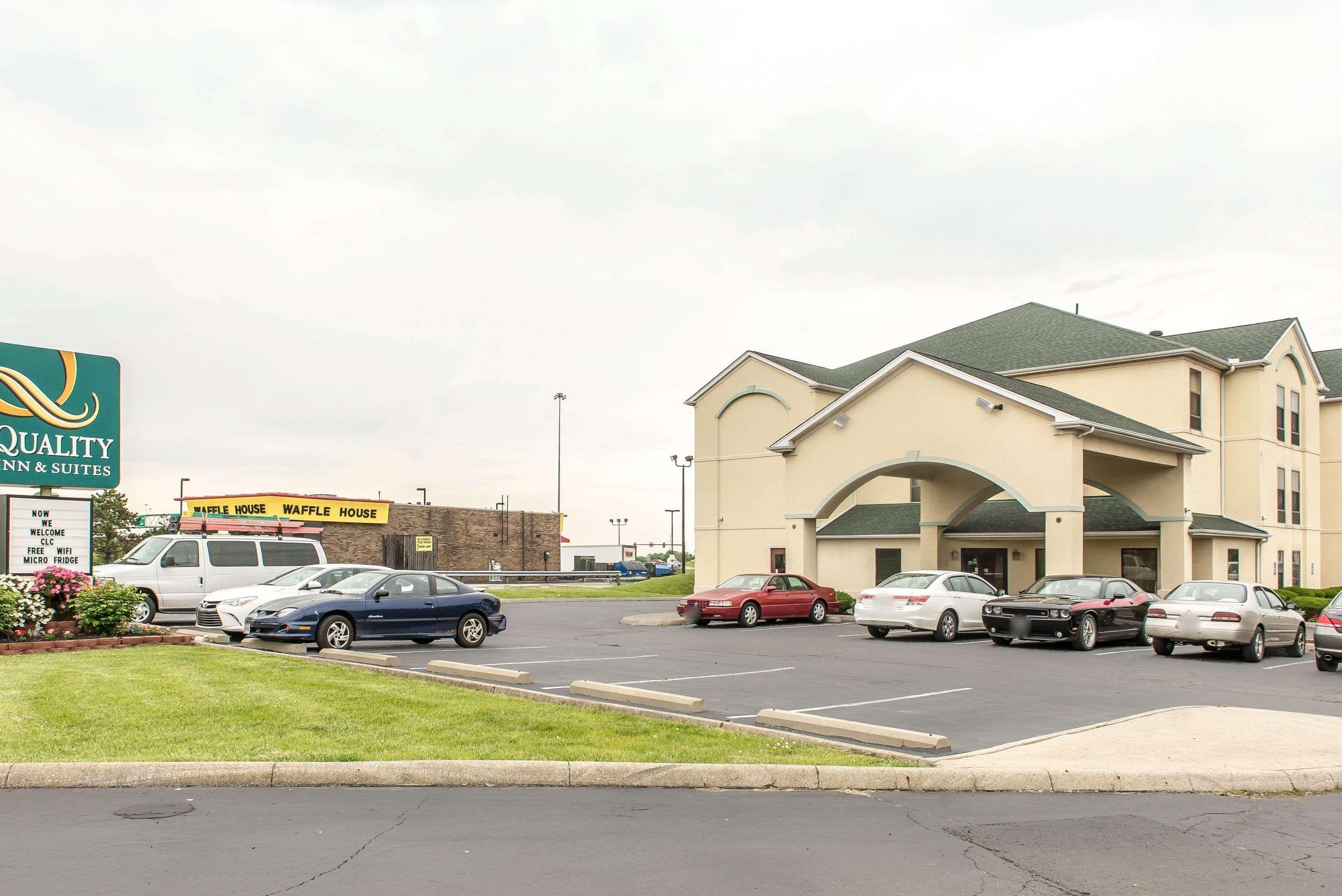 Quality Inn & Suites Columbus West - Hilliard Exterior photo